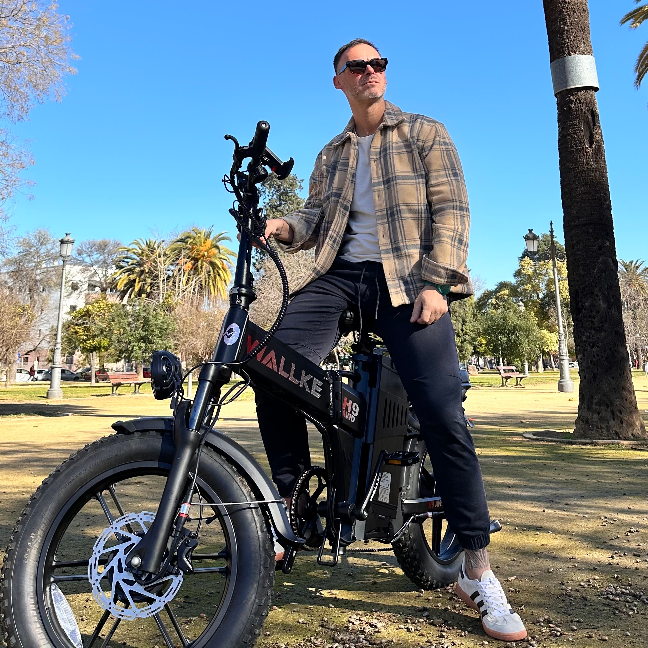 Wallke H9 AWD | 3200W Folding Ebike 40/60/82Ah Battery